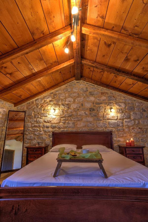 Achelatis Traditional Guest Houses Areopoli Exteriér fotografie