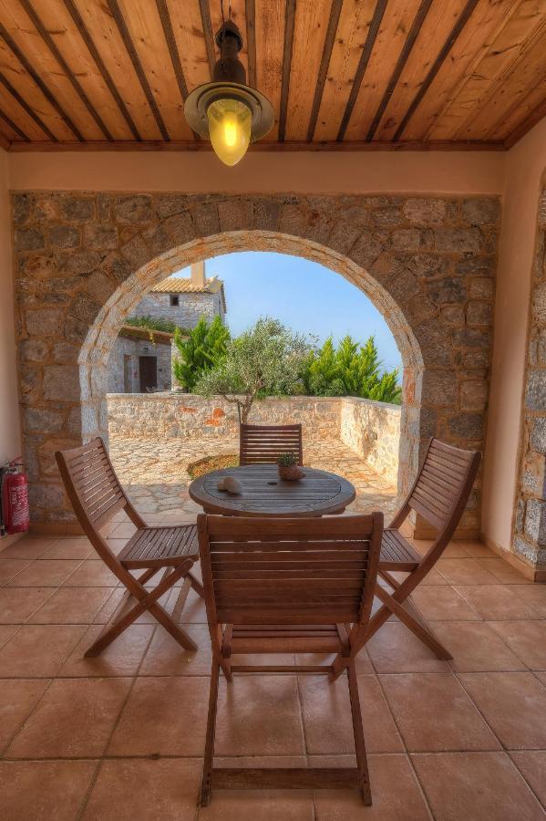Achelatis Traditional Guest Houses Areopoli Exteriér fotografie