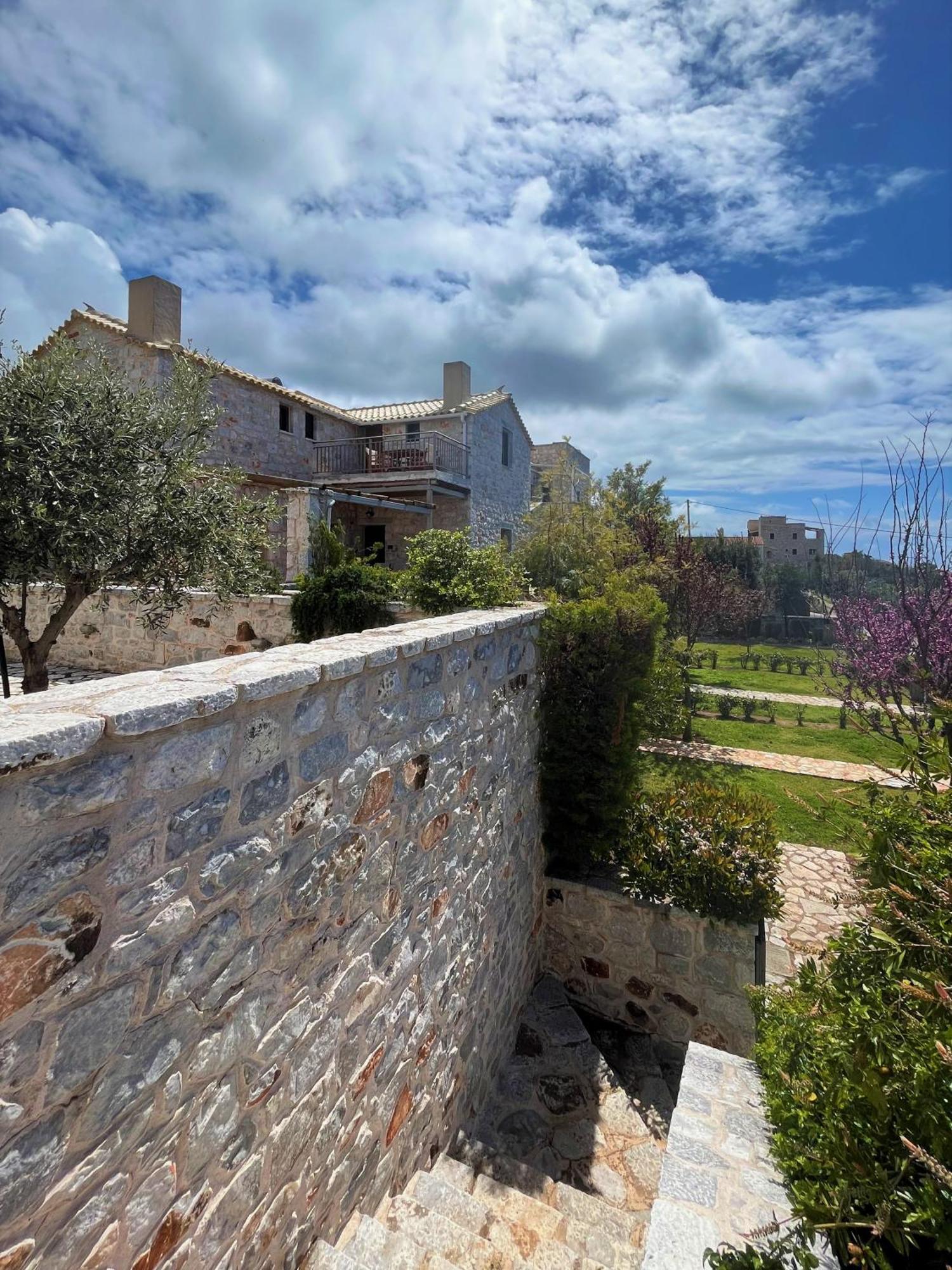 Achelatis Traditional Guest Houses Areopoli Exteriér fotografie