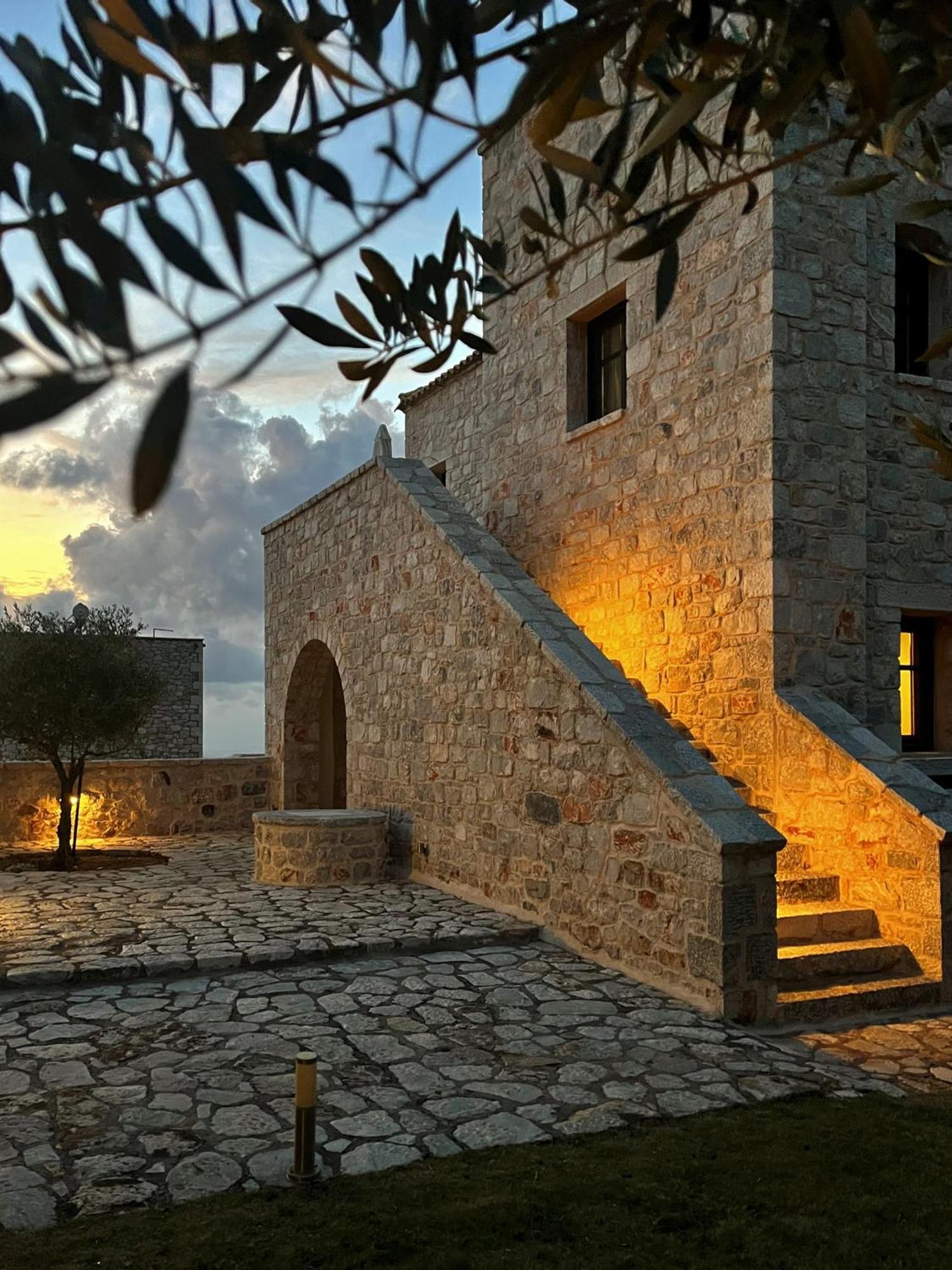 Achelatis Traditional Guest Houses Areopoli Exteriér fotografie